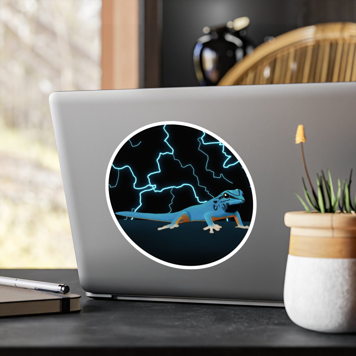 Electric Blur Day Gecko Kiss-Cut Vinyl Decals
