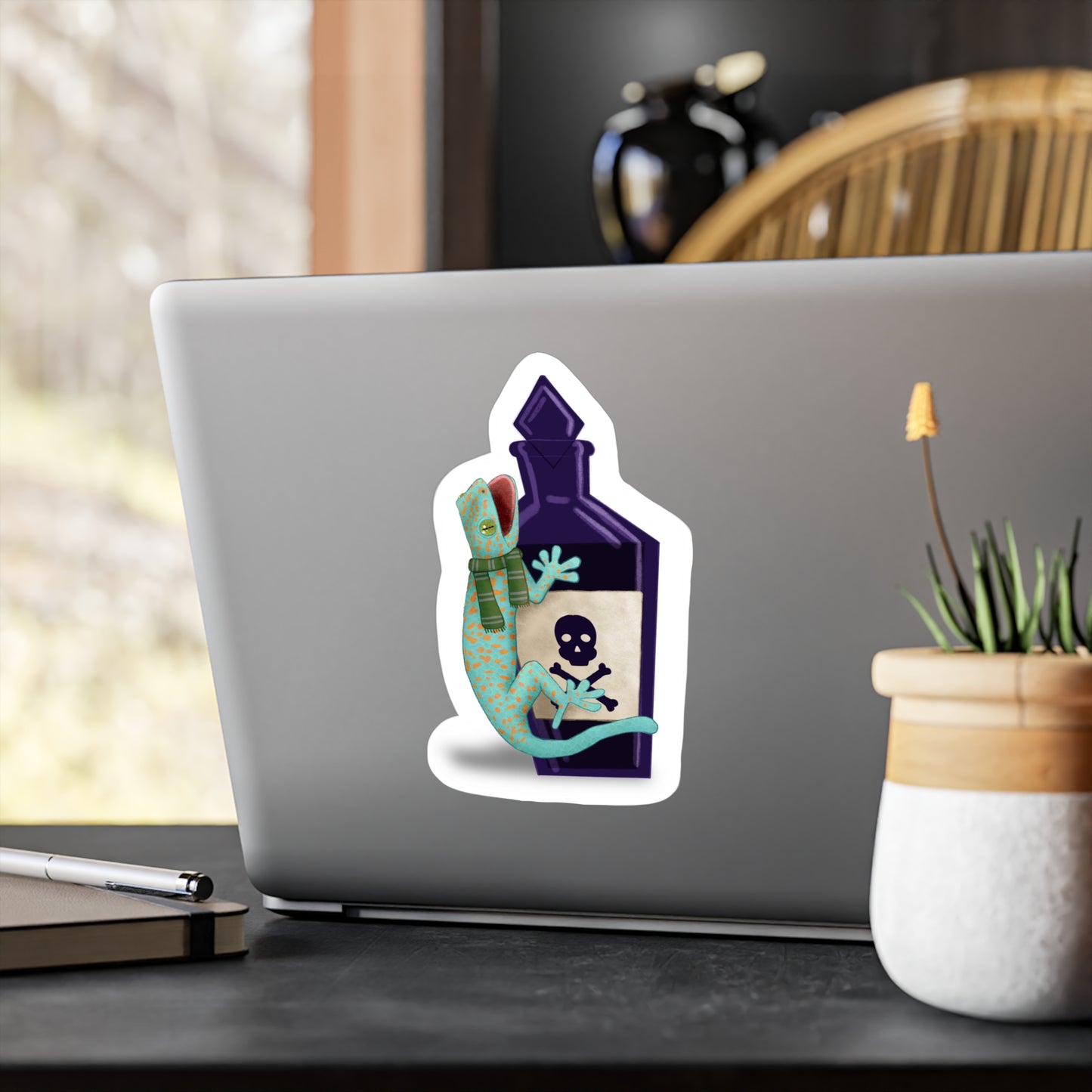 Tokay Gecko in Green Scarf Kiss-Cut Vinyl Decals